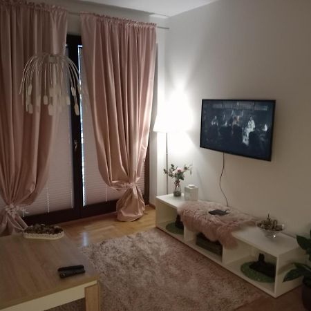 Апартаменты Suzanna Arkadia Варшава Экстерьер фото